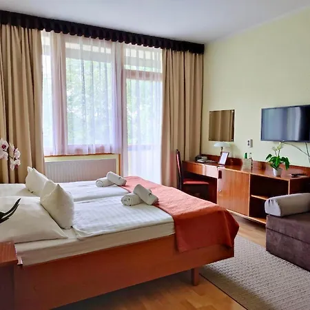 Apartman Hotel 3*