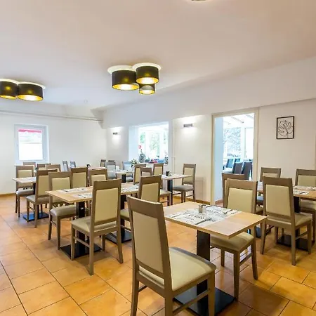 Hotel Apartman Hotel Bük