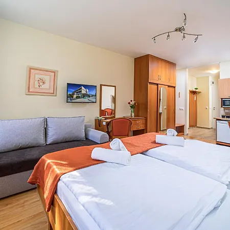Hotel Apartman Hotel Bük