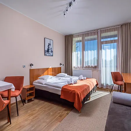 호텔 Apartman Hotel 3*