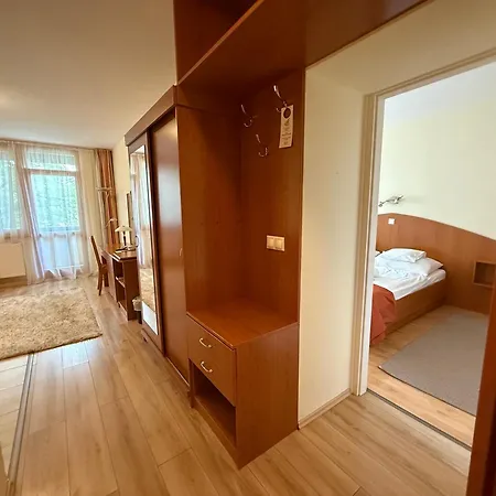 Apartman Hotel Hotell 3*
