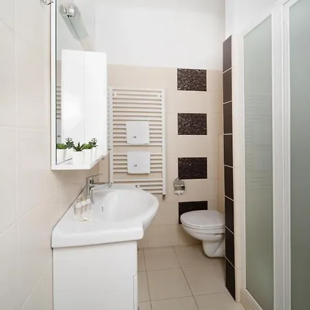 Apartman Hotel 호텔
