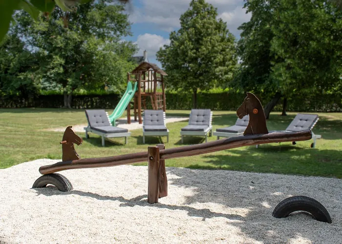 Отель Apartman Hotel Бюк