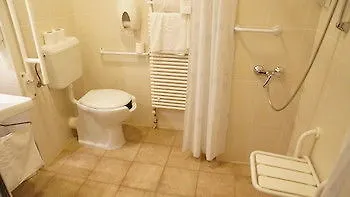 Apartman Hotel 3* Бюк