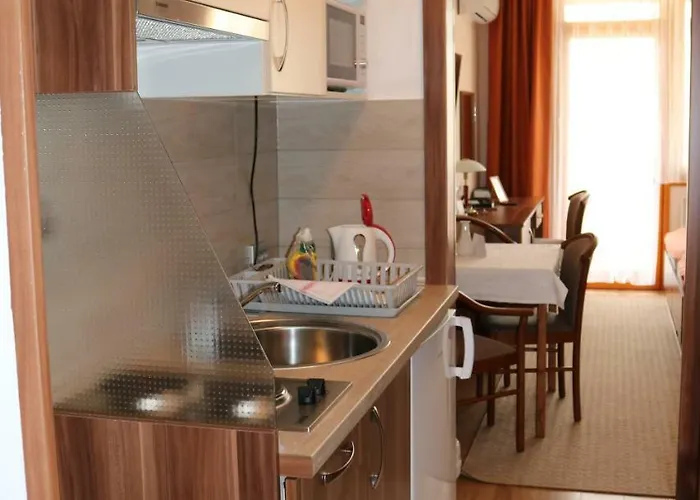 Hotel Apartman Hotel 3*